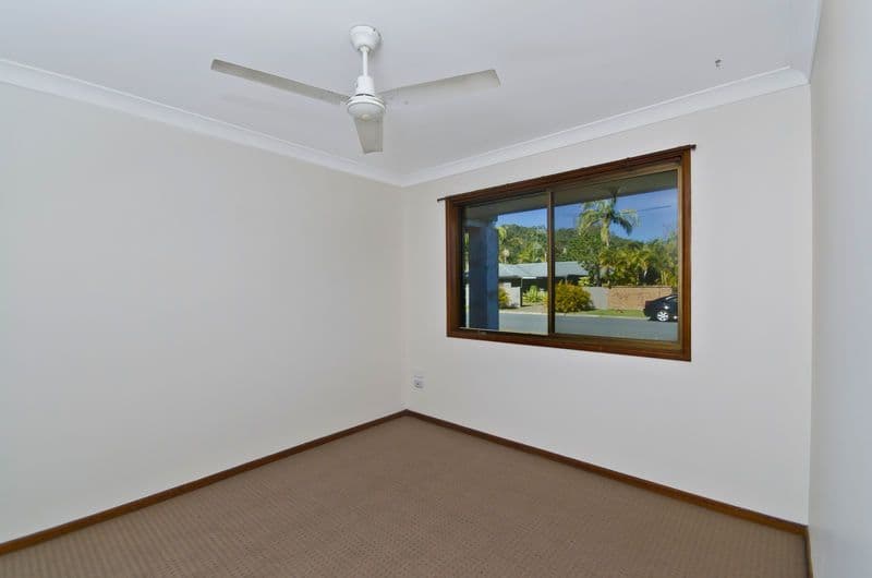 2 Amadeus Street, ELANORA QLD 4221, Elanora - Thumbnail 8