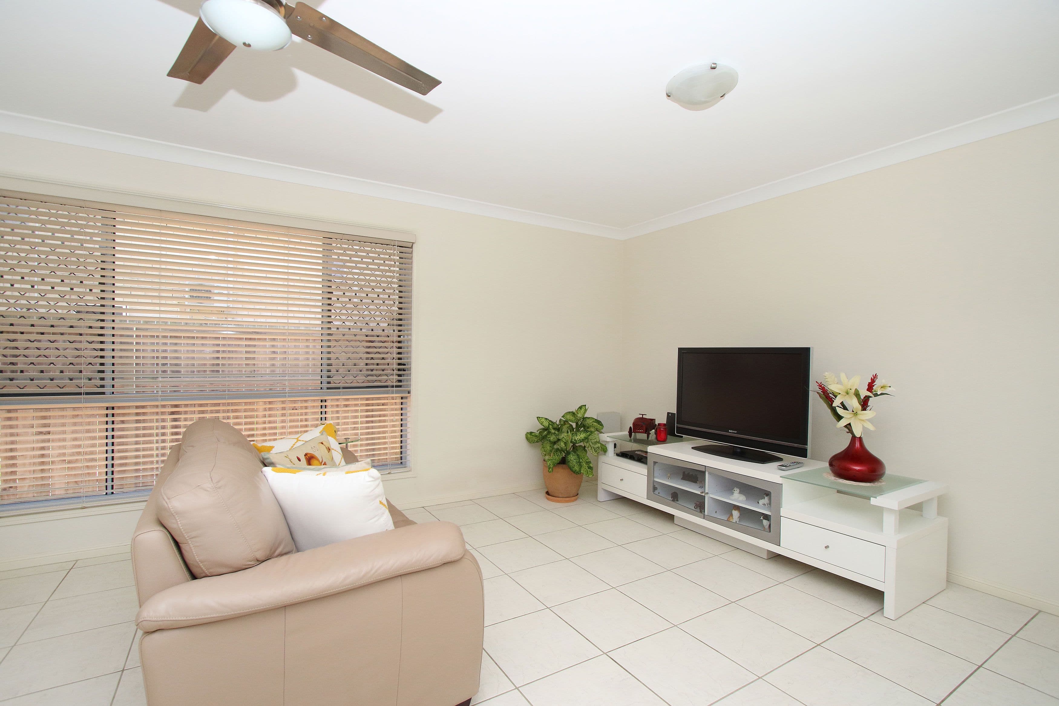 18 Copia Street, Calamvale QLD 4116, Calamvale - Thumbnail 7