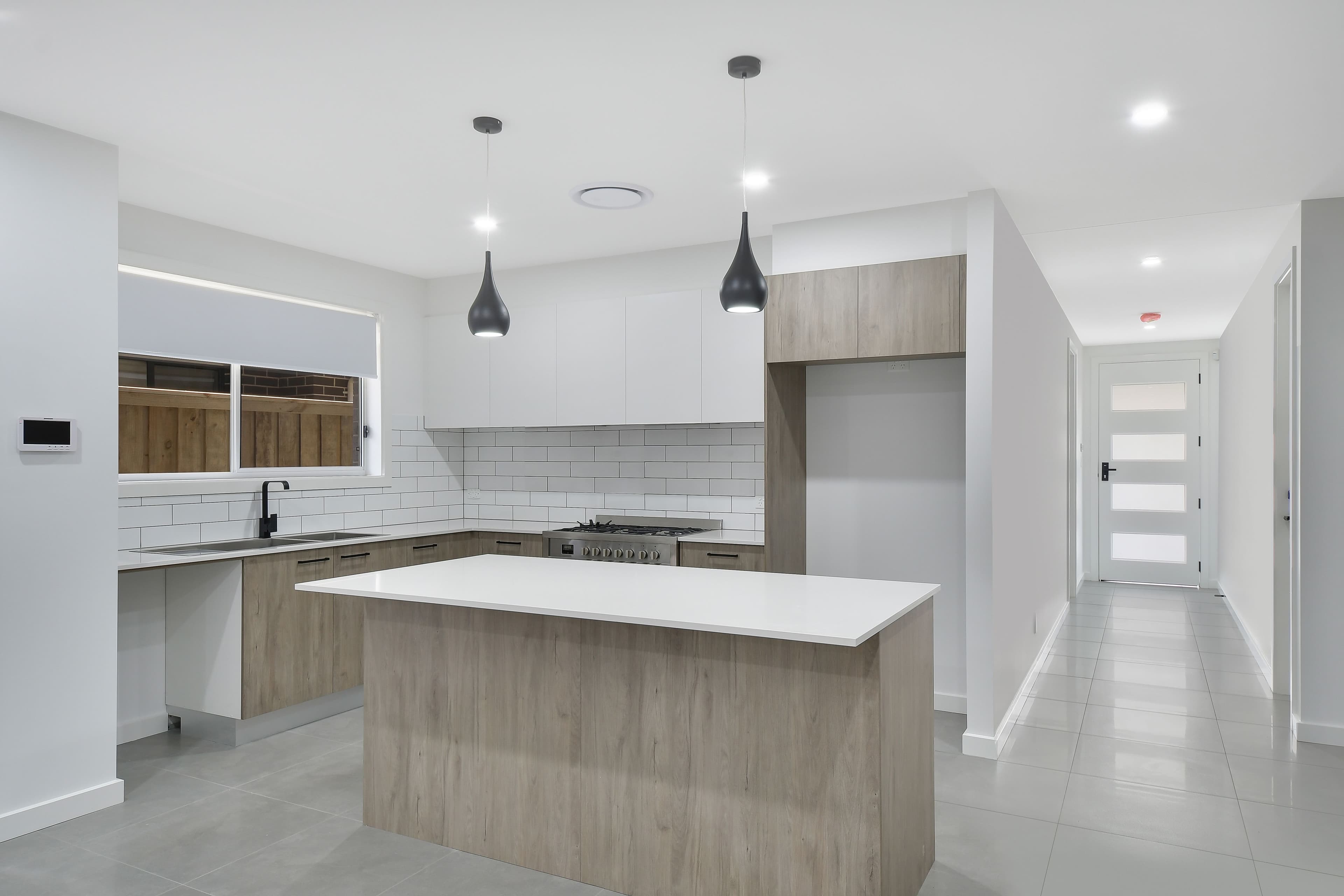 54 Silvester Way, Gledswood Hills - Thumbnail 3