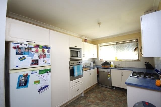 54 Butterworth Avenue, KOONDOOLA WA 6064, Koondoola - Thumbnail 4