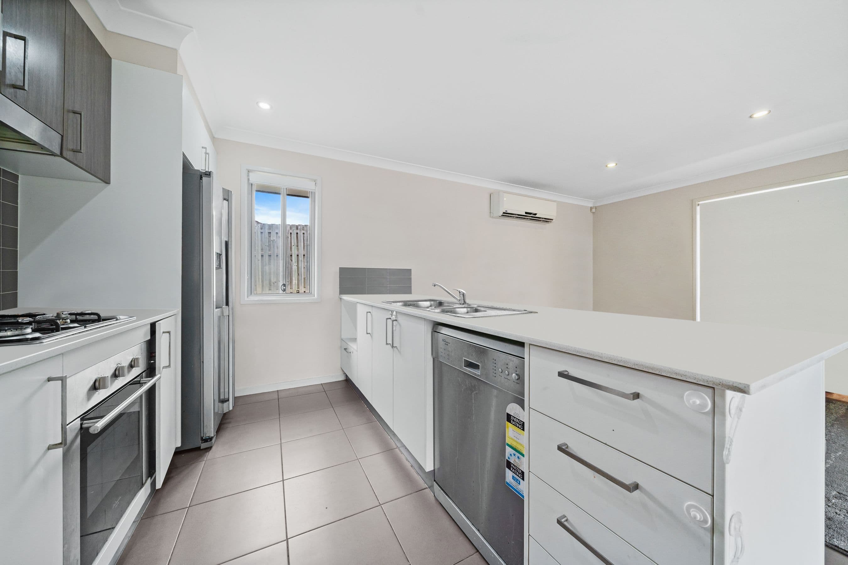 20 Conondale Way, Waterford QLD 4133, Waterford - Thumbnail 2