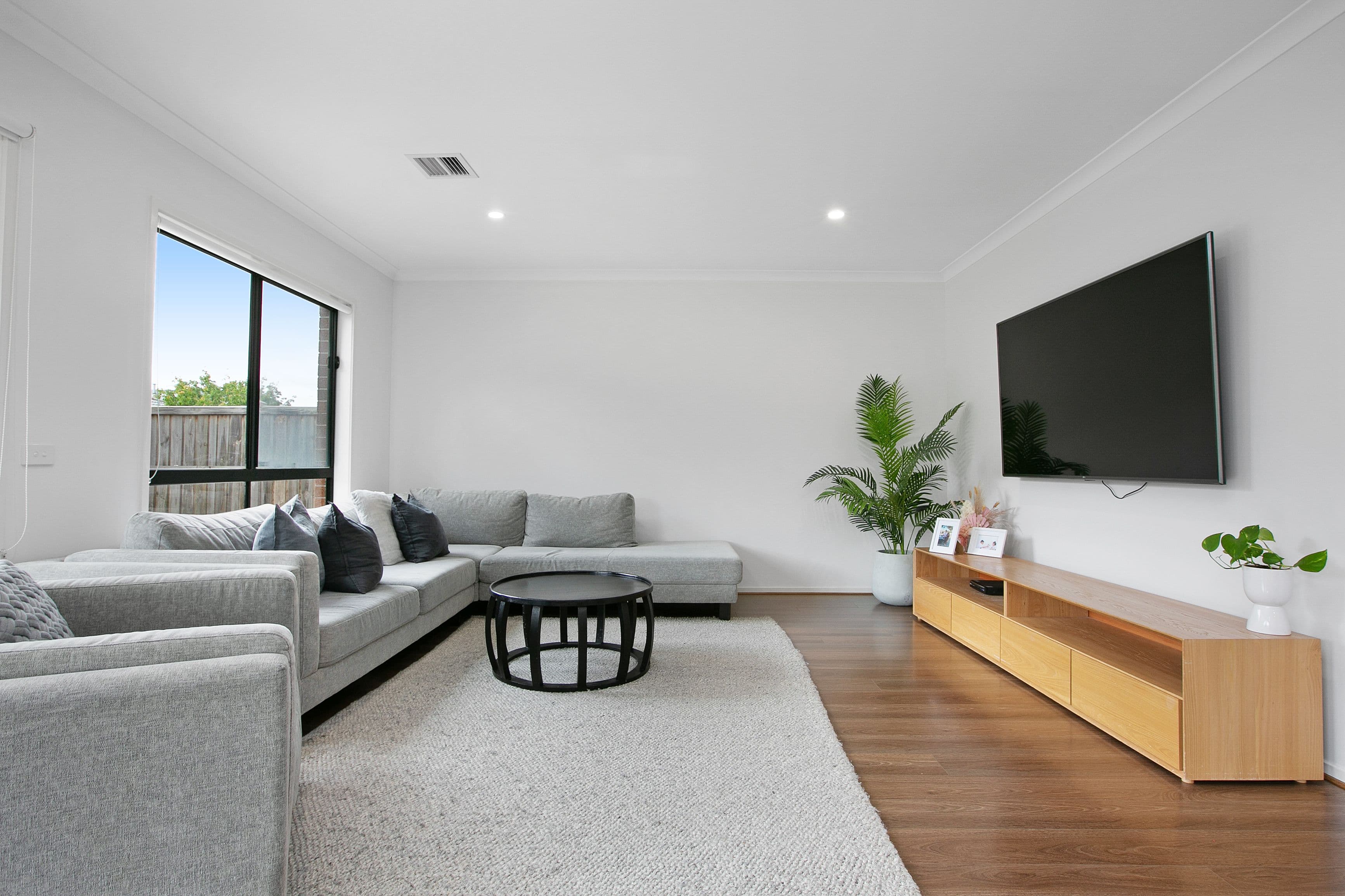 44 Mackenzie Drive, Wollert VIC 3750, Wollert - Thumbnail 3