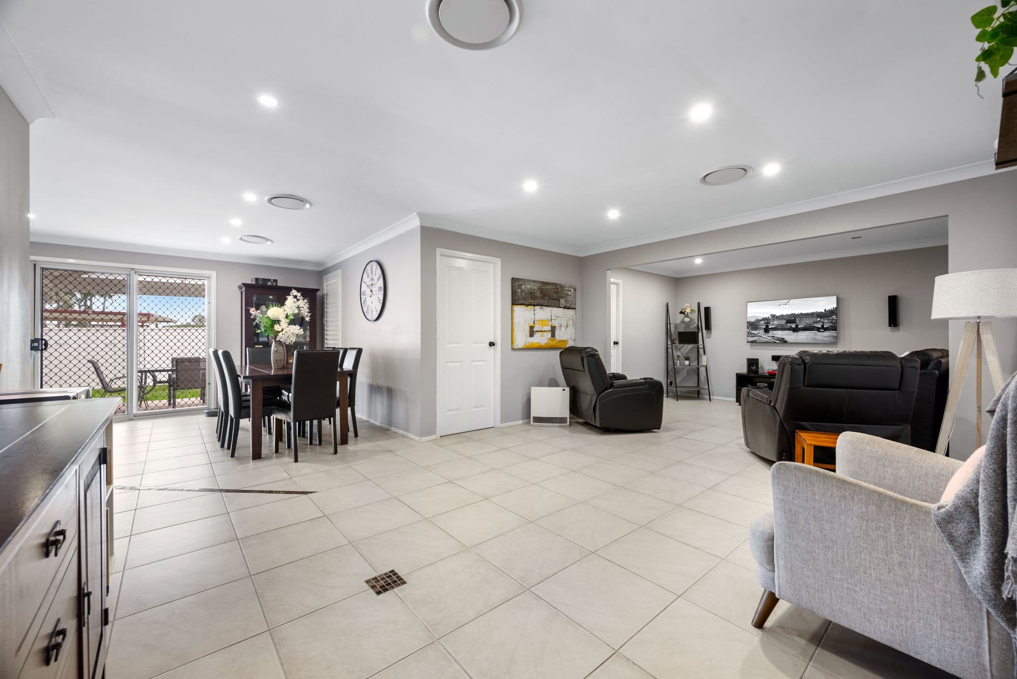 42 Lysander Avenue, Rosemeadow NSW 2560, Rosemeadow - Thumbnail 4