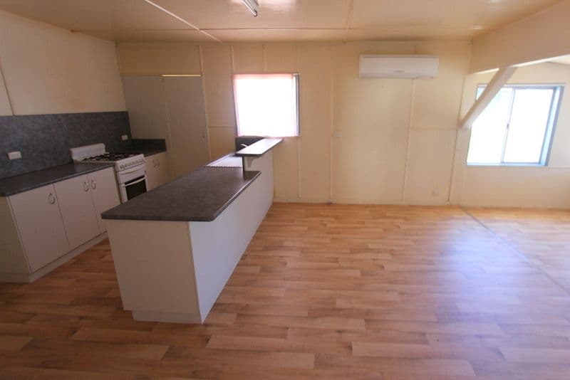 7 East Street, CHARLEVILLE QLD 4470, Charleville - Thumbnail 7
