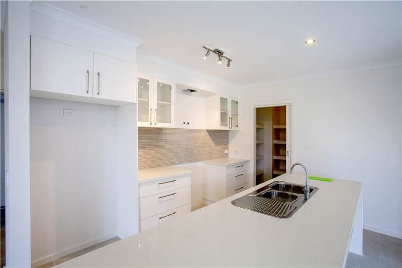 66 Coriyule Road, DRYSDALE VIC 3222, Drysdale - Thumbnail 2