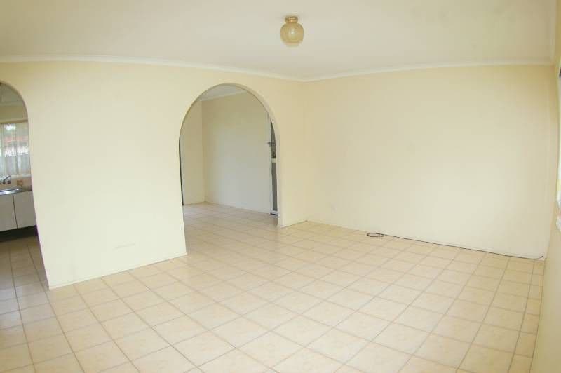 29 Lanham Road, DECEPTION BAY QLD 4508, Deception Bay - Thumbnail 2