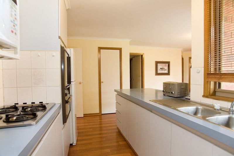 3 Abercarn Avenue, Craigieburn VIC 3064, Craigieburn - Thumbnail 5