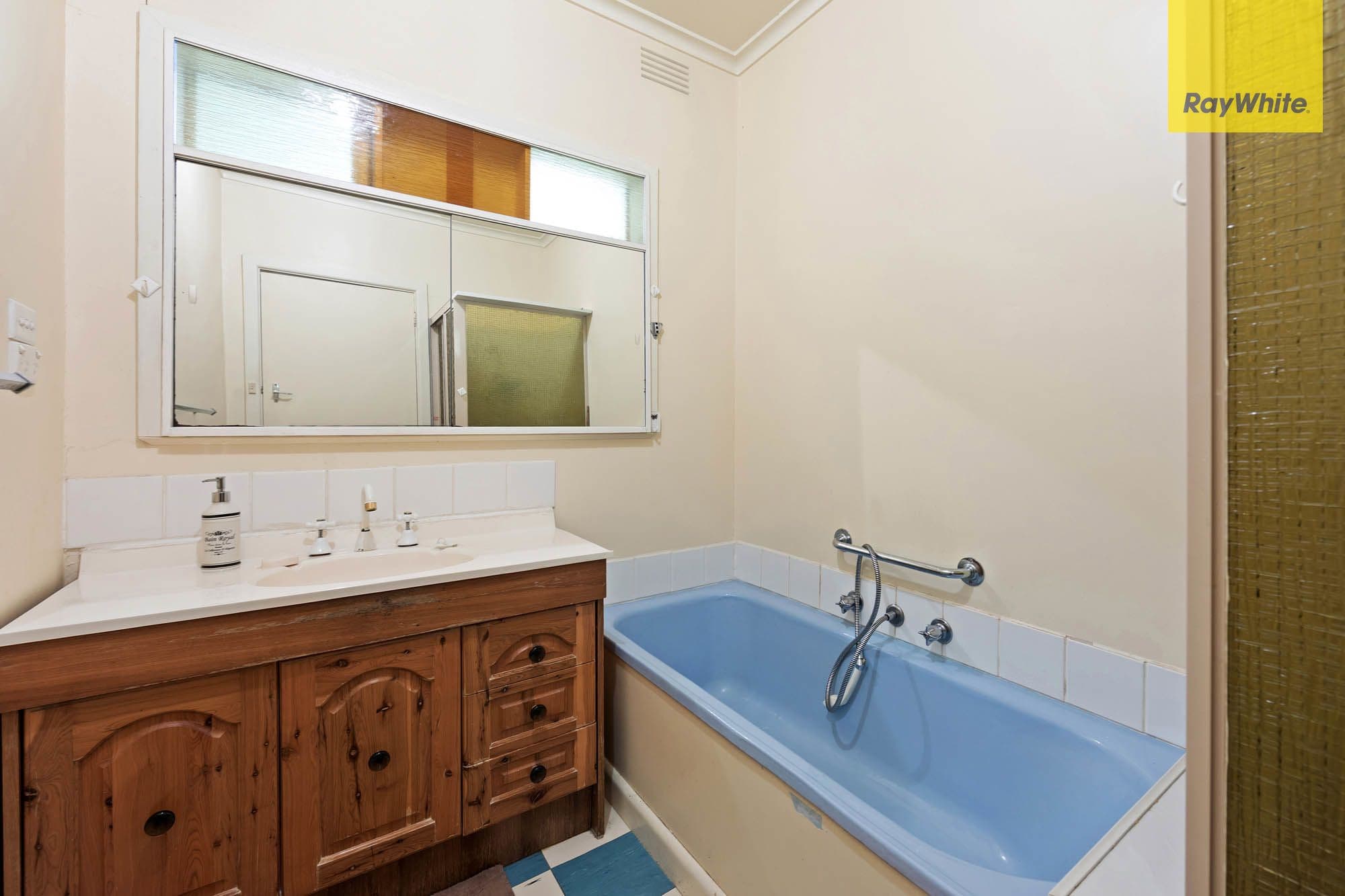 28 Cornwall Road, Sunshine VIC 3020, Sunshine - Thumbnail 8