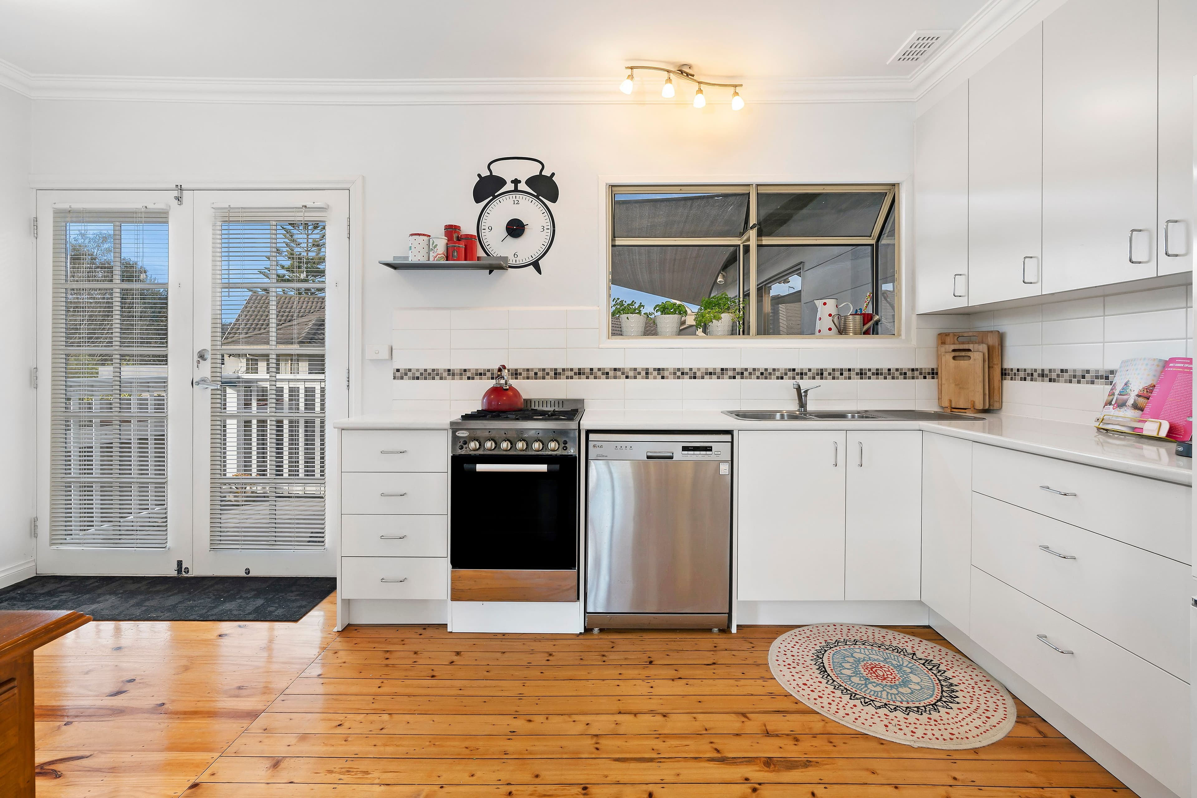 20 Carramar Street, Chadstone VIC 3148, Chadstone - Thumbnail 3