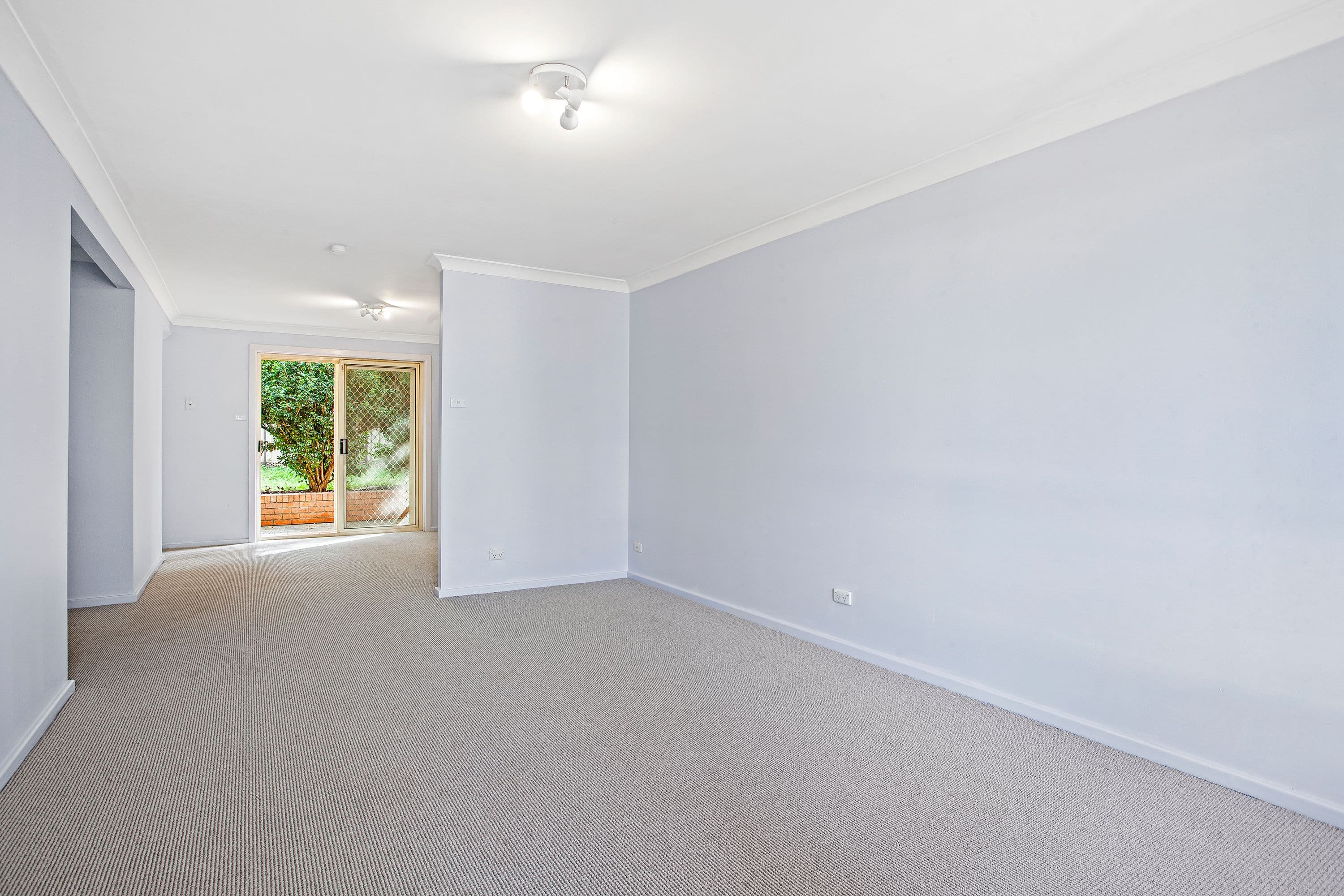 27 Cutler Drive, Wyong NSW 2259, Wyong - Thumbnail 2