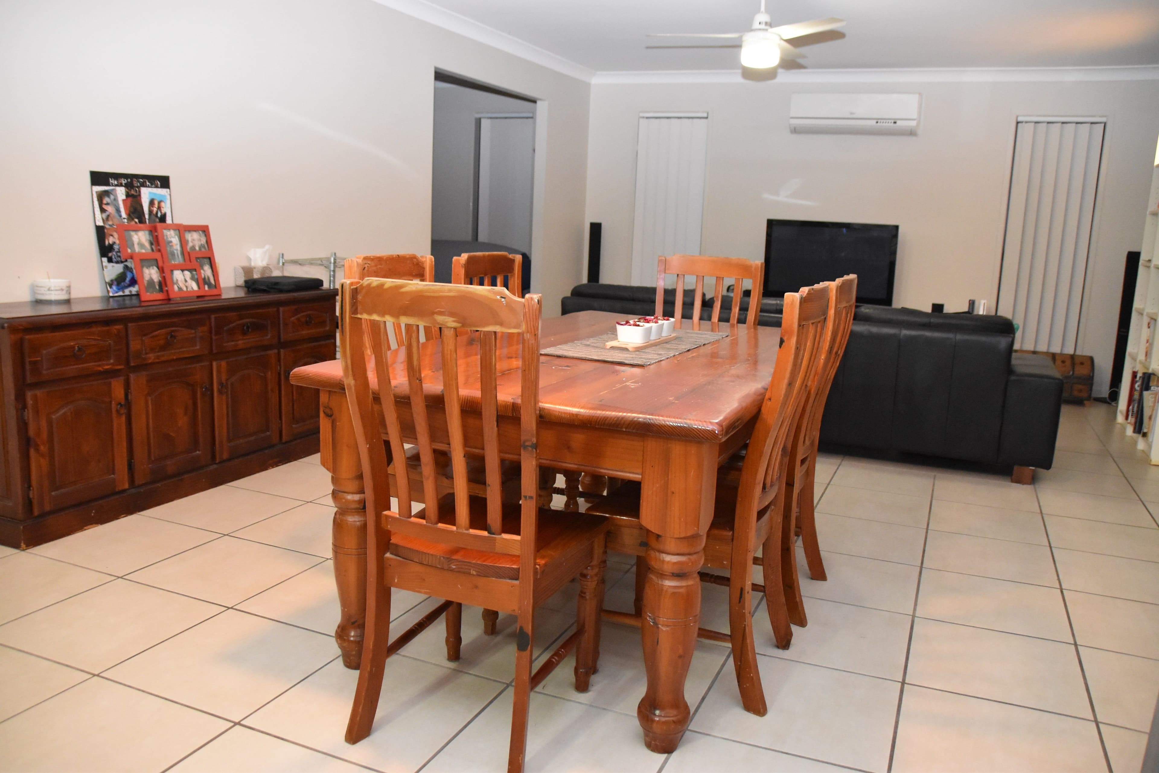 14 Linfield Street, Hillcrest QLD 4118, Hillcrest - Thumbnail 2