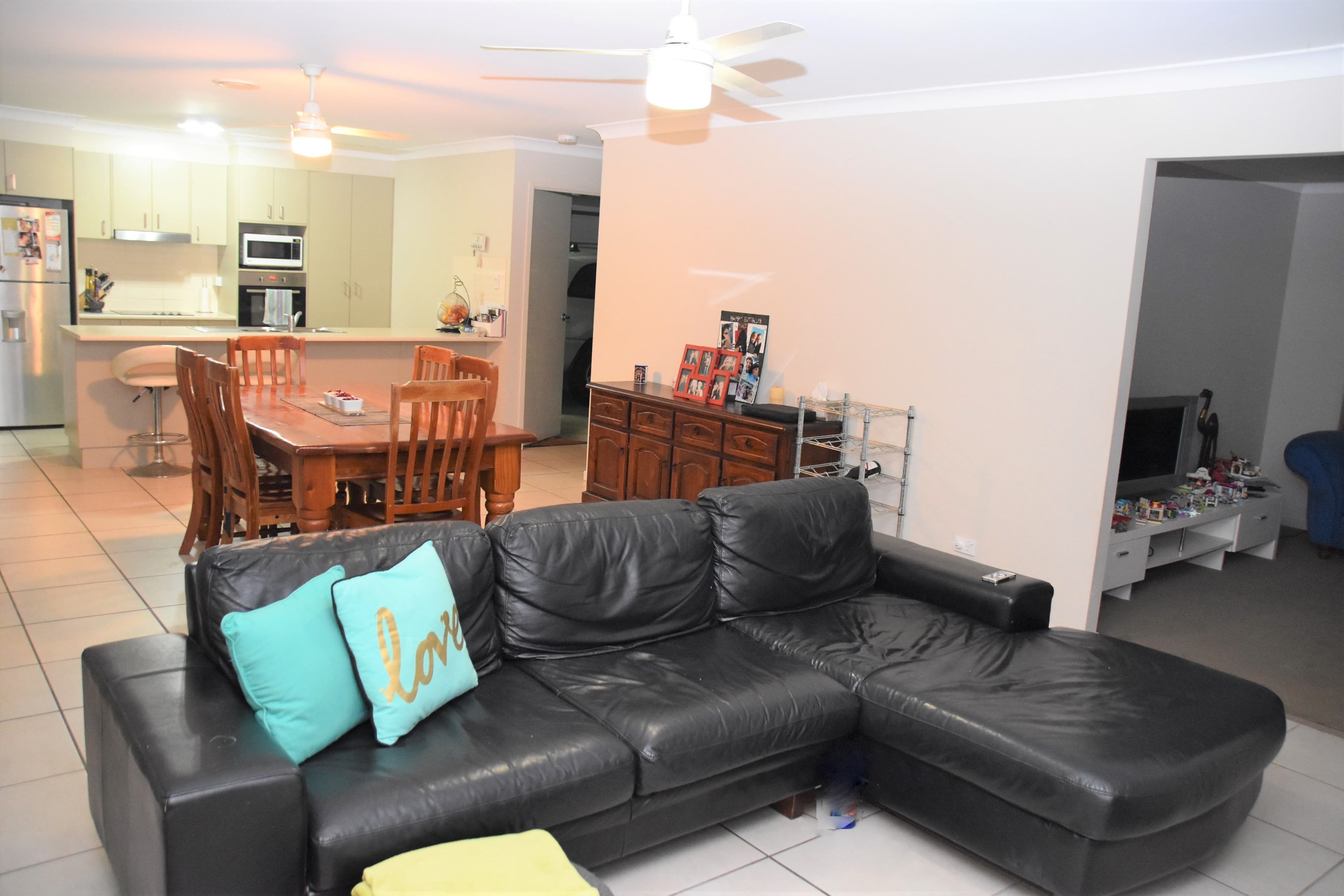 14 Linfield Street, Hillcrest QLD 4118, Hillcrest - Thumbnail 7