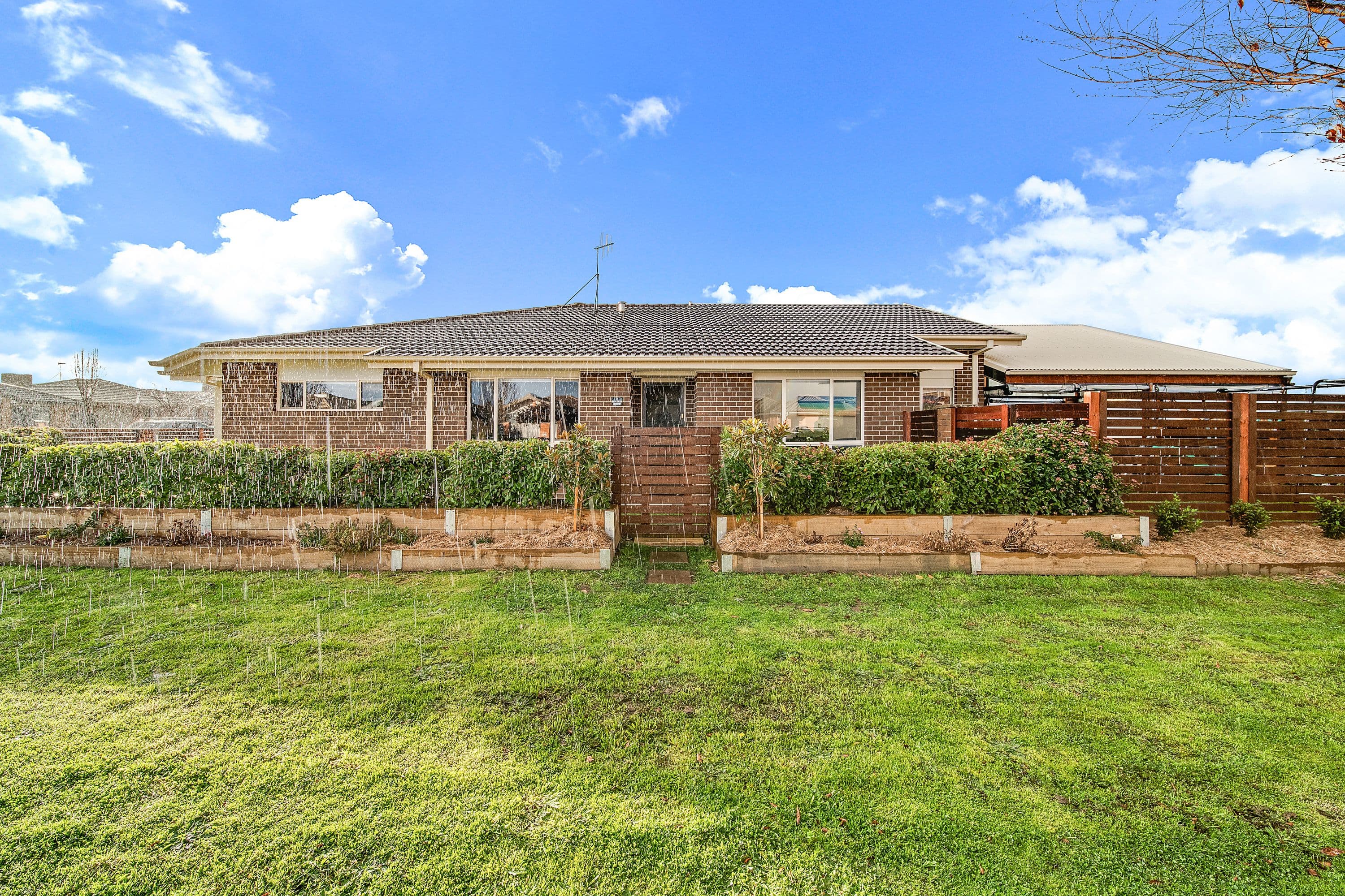 77 Hilda Kincaid Crescent, Macgregor ACT 2615, Macgregor - Thumbnail 2