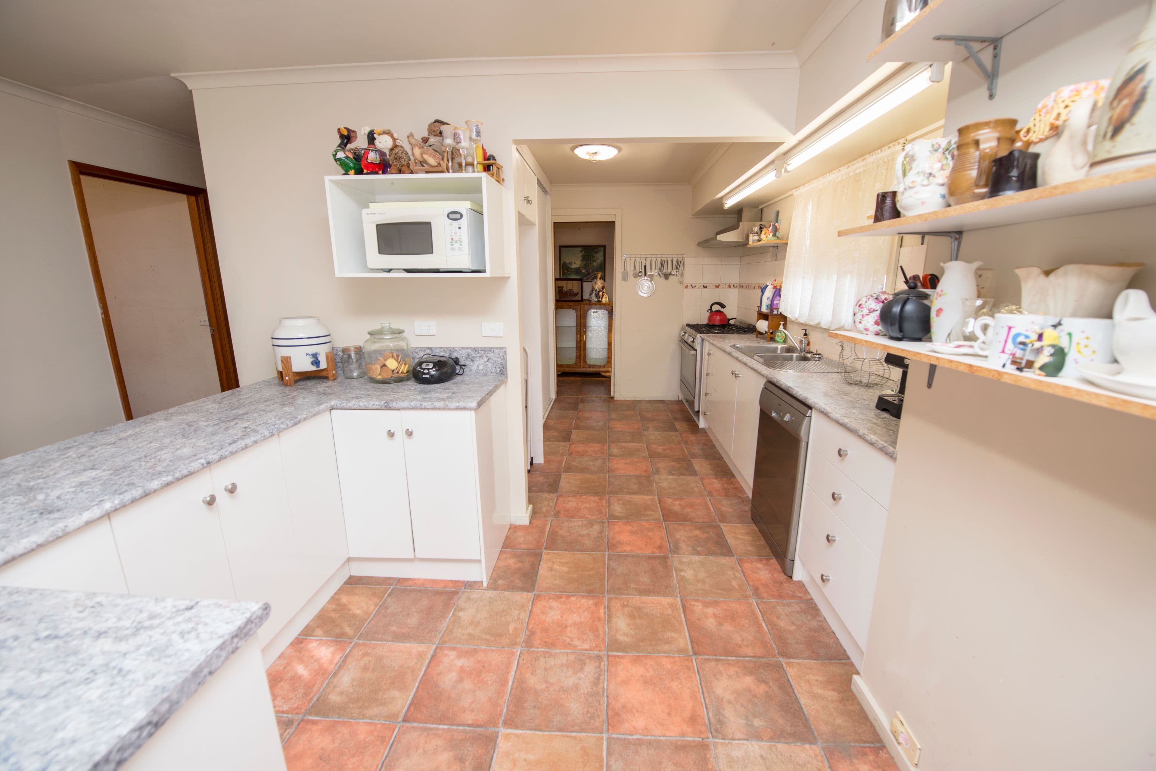 25 Domaille Crescent, Swan Hill VIC 3585, Swan Hill - Thumbnail 2