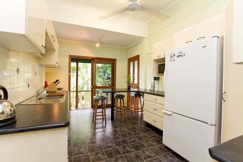 133 Coopers Camp Road, BARDON QLD 4065, Bardon - Thumbnail 8