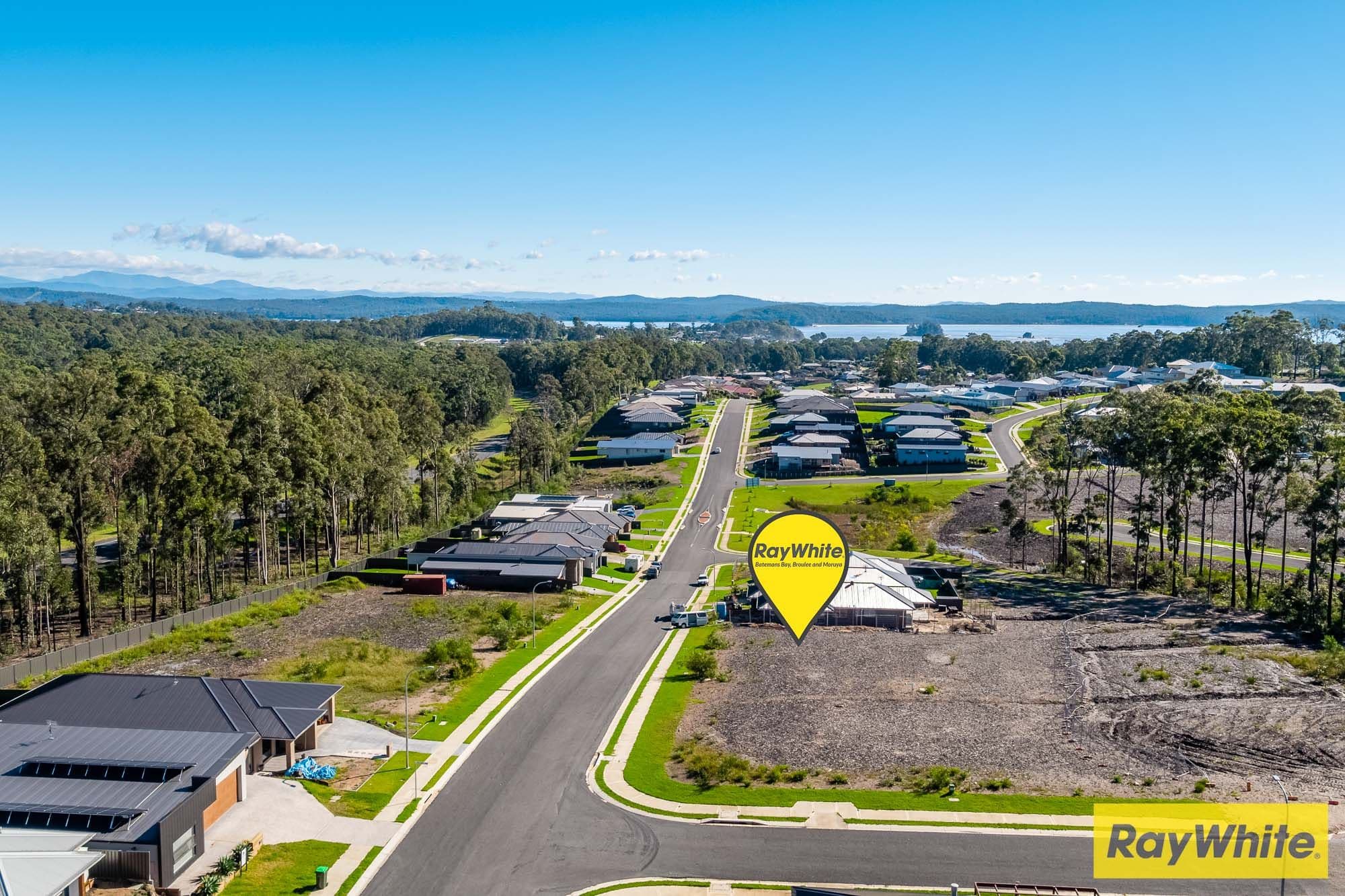 33 Freycinet Drive, Sunshine Bay NSW 2536, Sunshine Bay - Thumbnail 2
