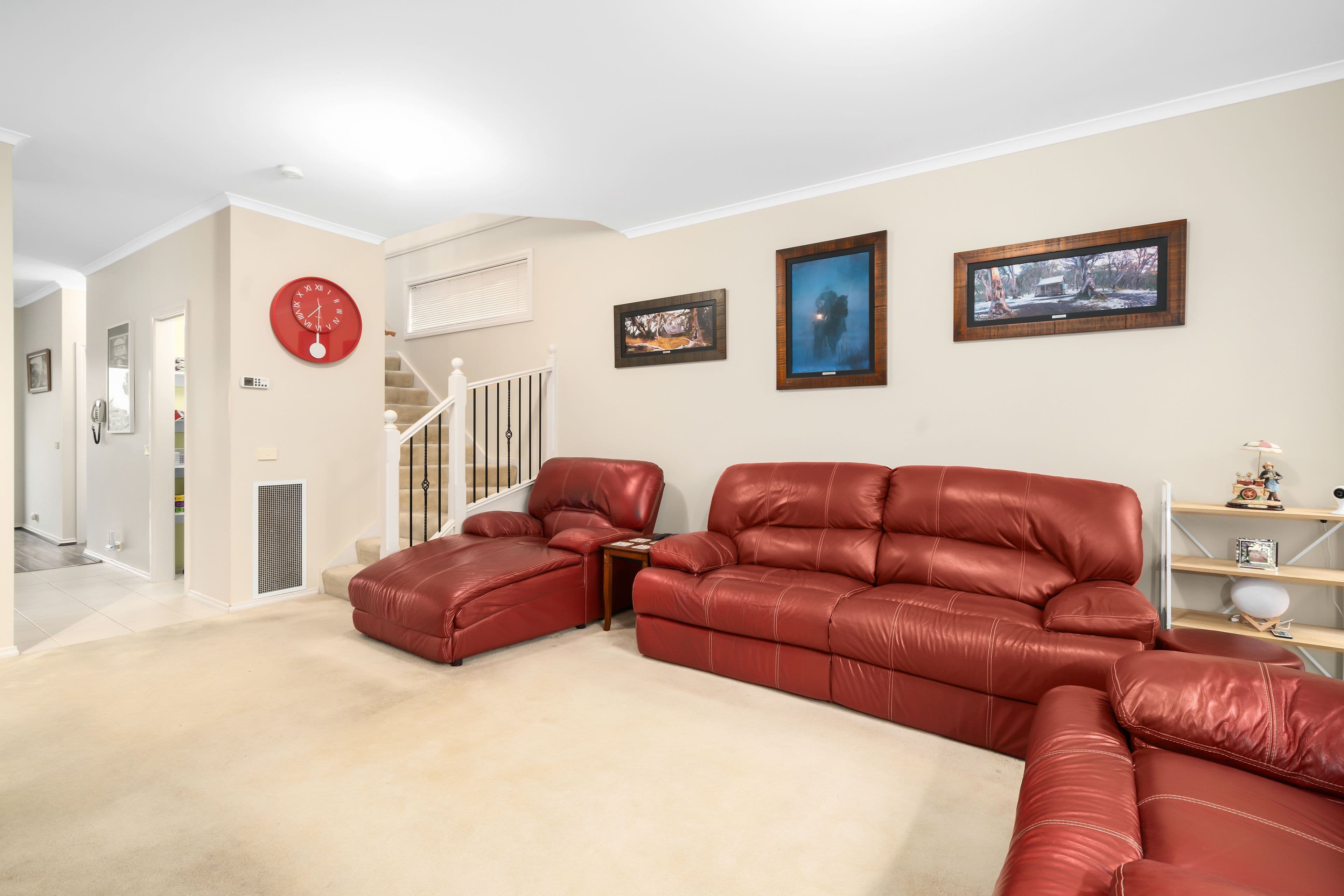 10 Redbark Hill Circuit, South Morang VIC 3752, South Morang - Thumbnail 3