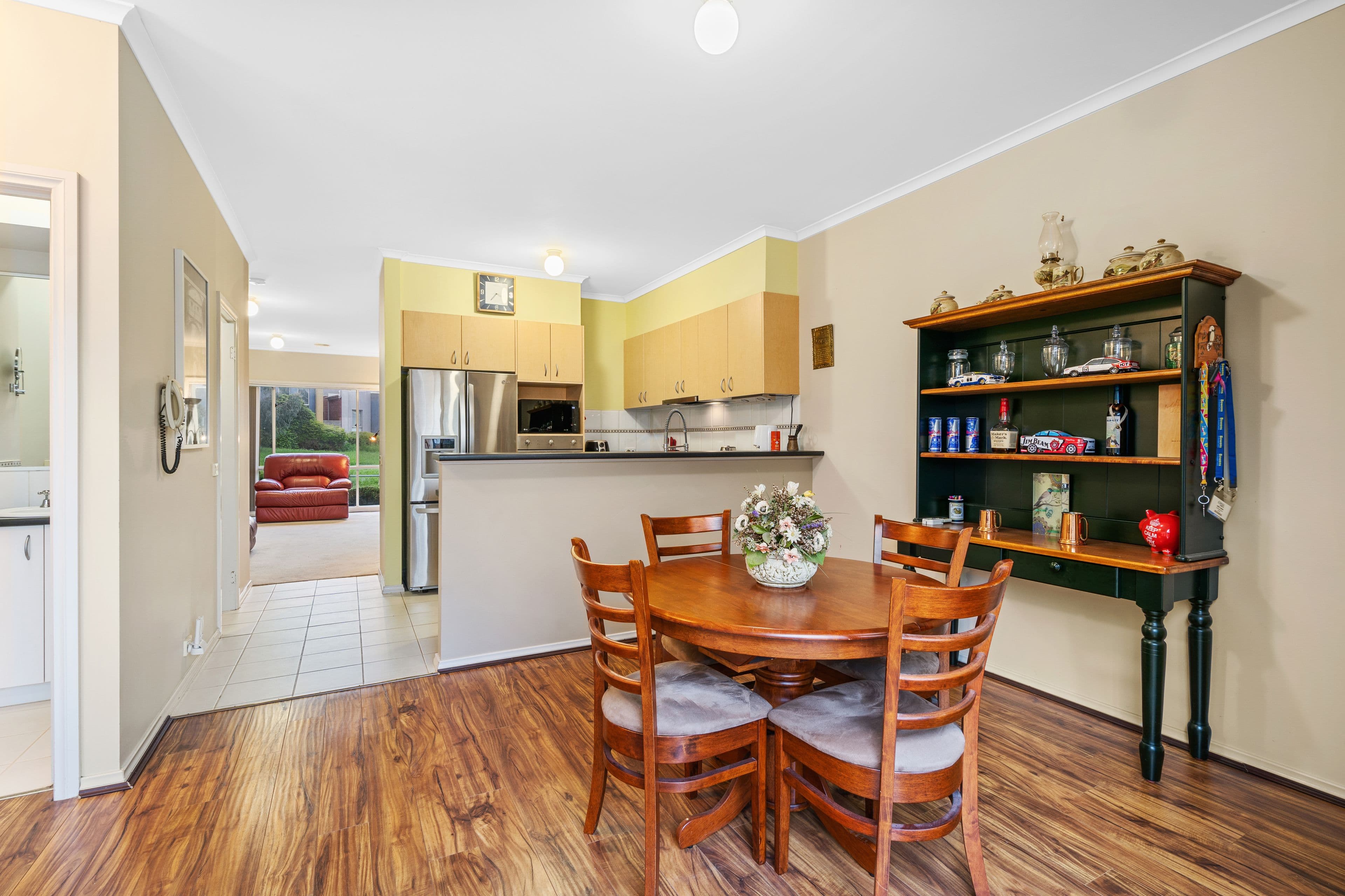 10 Redbark Hill Circuit, South Morang VIC 3752, South Morang - Thumbnail 4