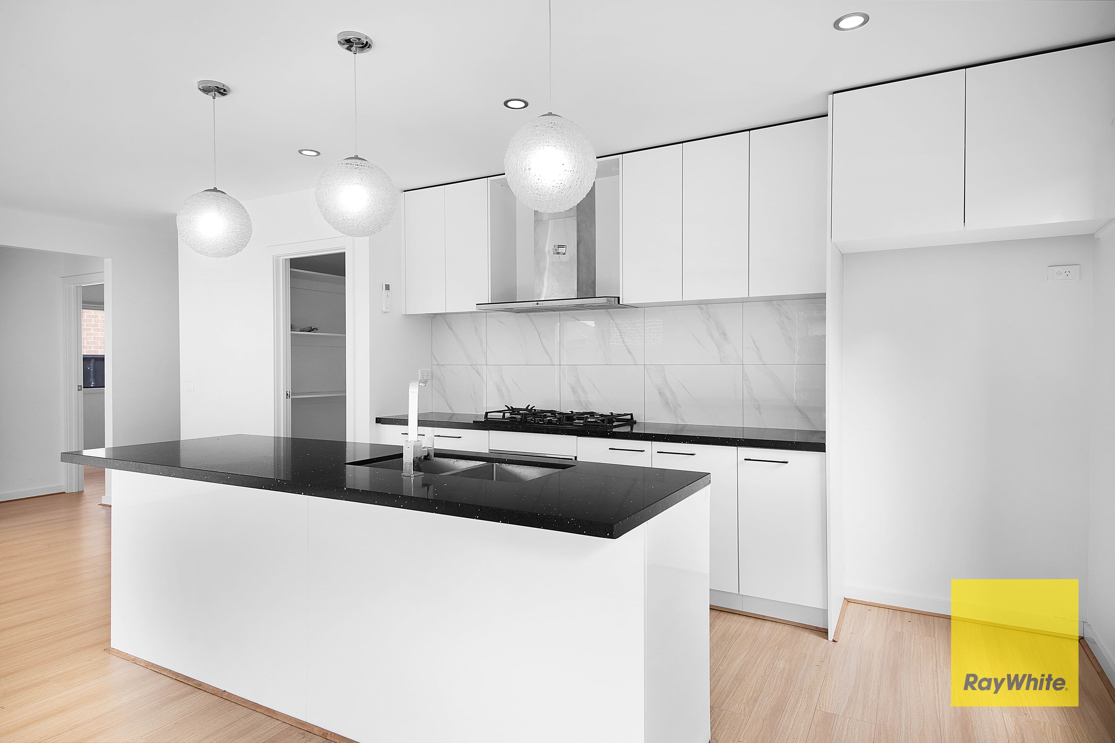 2 Oliveto Avenue, Truganina VIC 3029, Truganina - Thumbnail 3