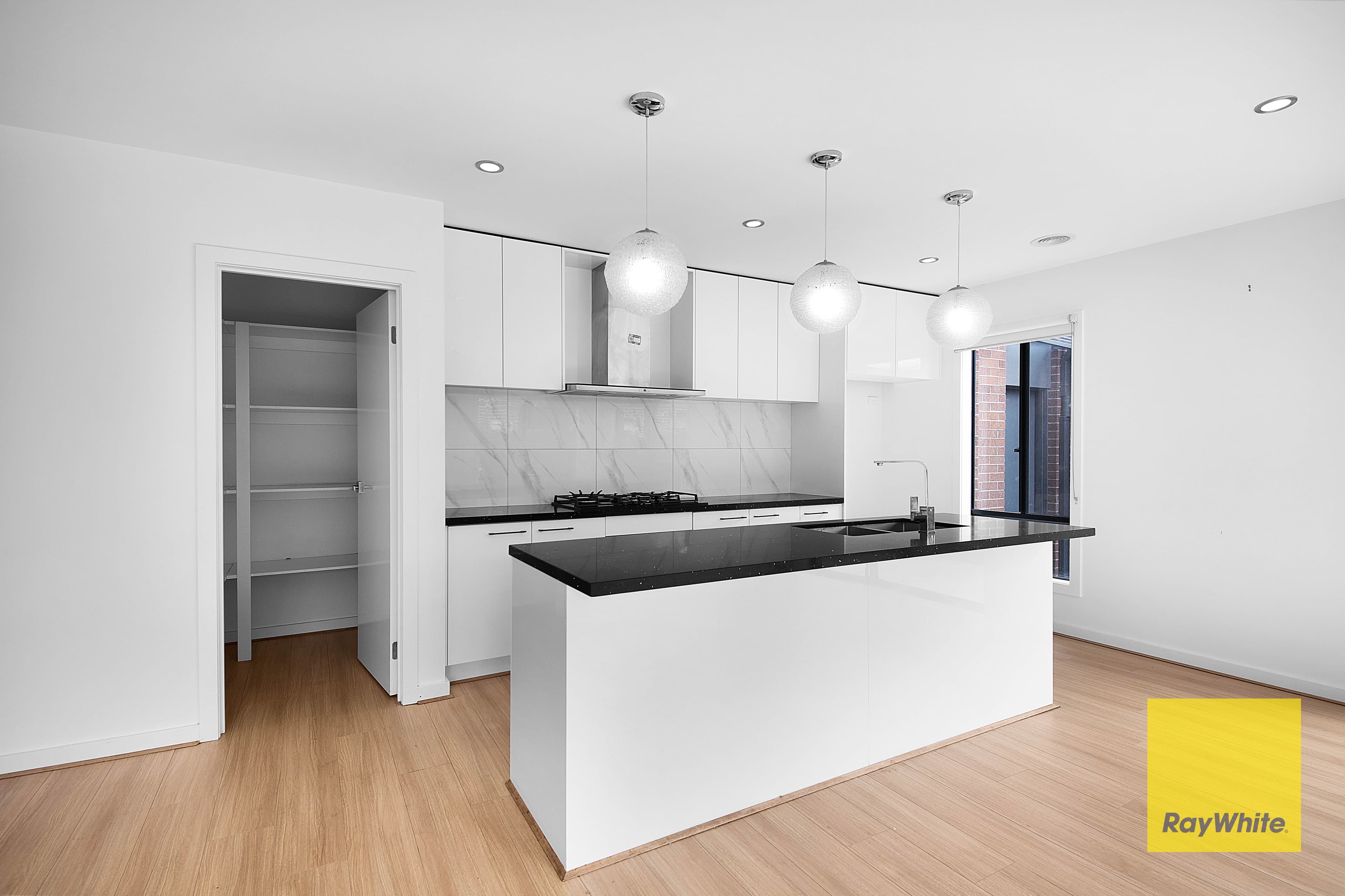 2 Oliveto Avenue, Truganina VIC 3029, Truganina - Thumbnail 4