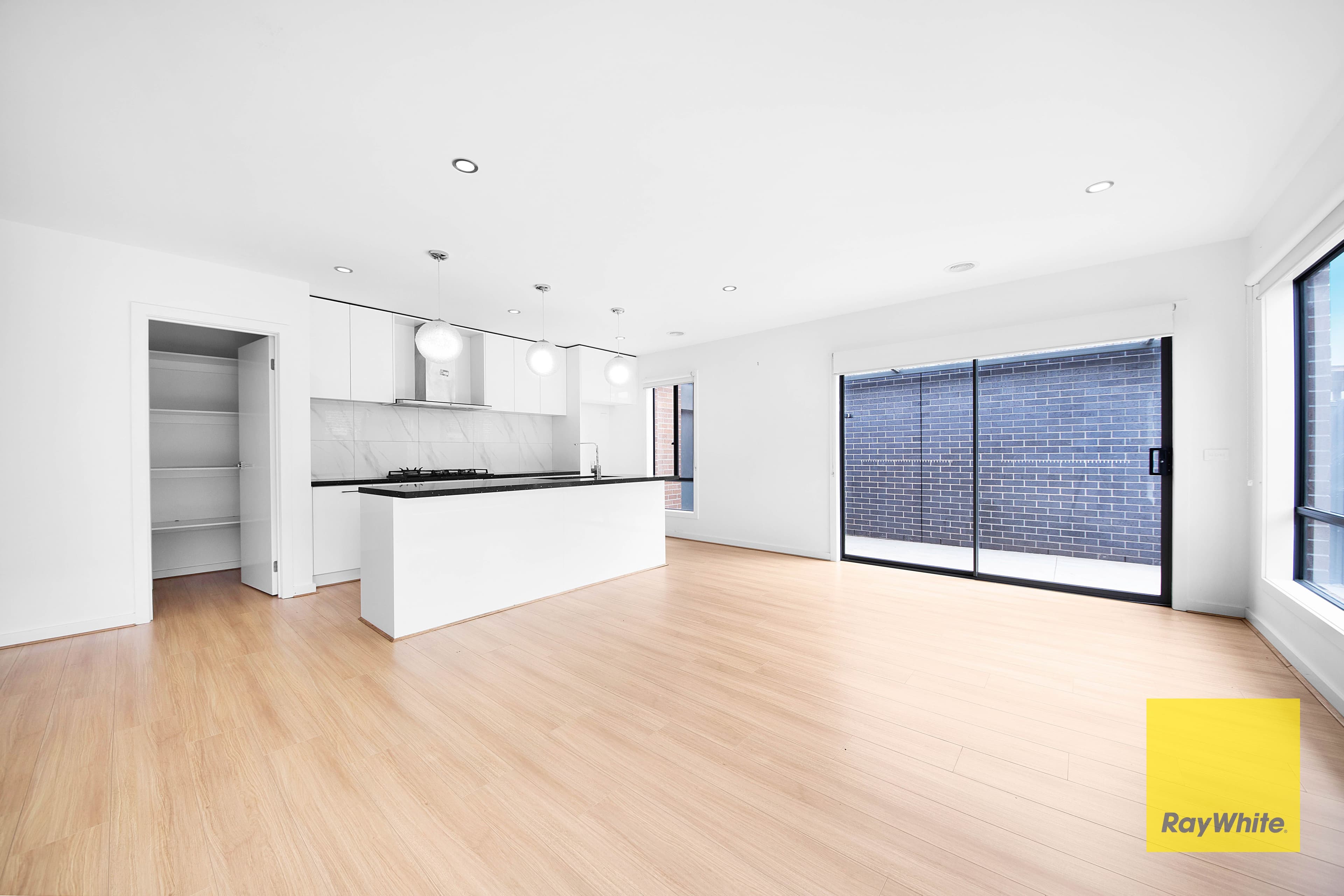 2 Oliveto Avenue, Truganina VIC 3029, Truganina - Thumbnail 5
