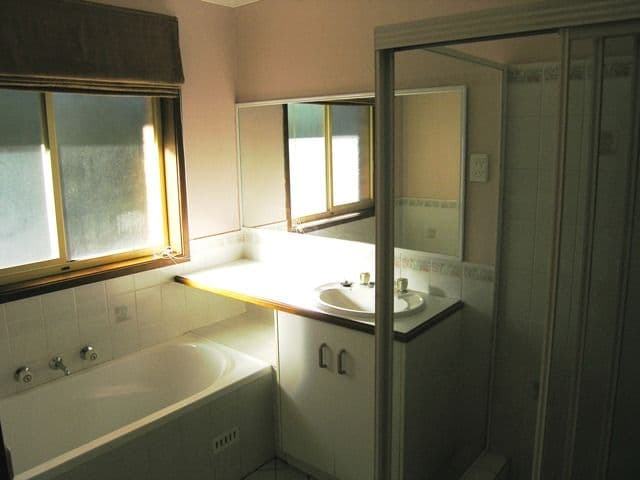16 Truscott Avenue, KARIONG NSW 2250, Kariong - Thumbnail 3