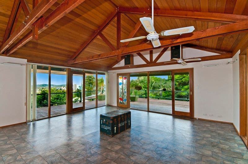26 Pall Mall Avenue, CURRUMBIN QLD 4223, Currumbin - Thumbnail 7