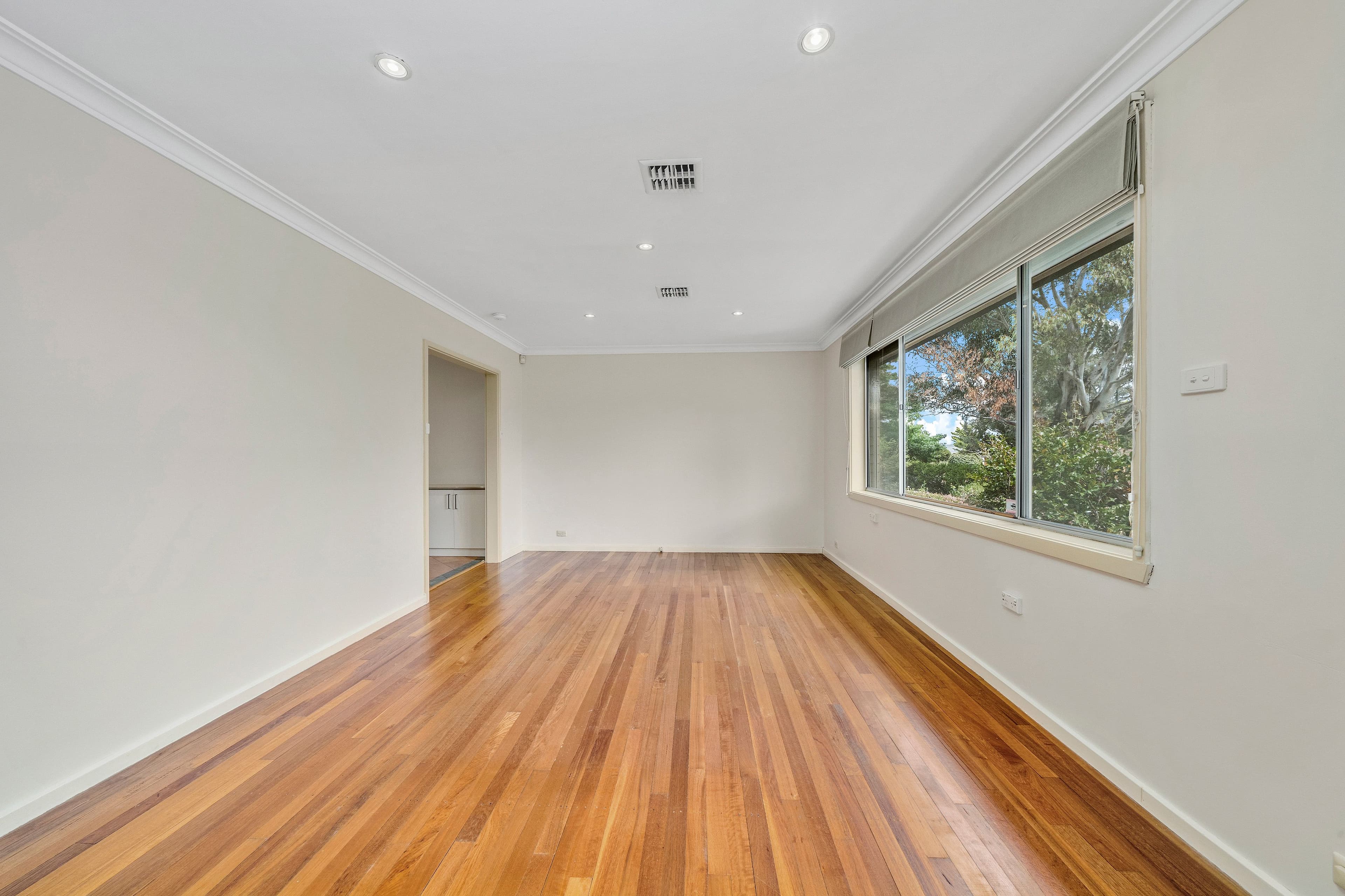 36 Yanda Street, Waramanga ACT 2611, Waramanga - Thumbnail 4