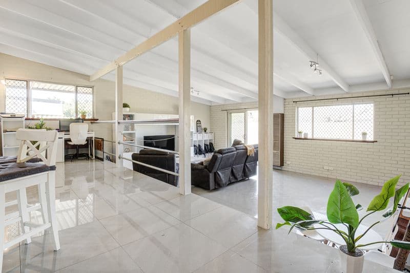 14 Croxton Place, Stirling WA 6021, Stirling - Thumbnail 6