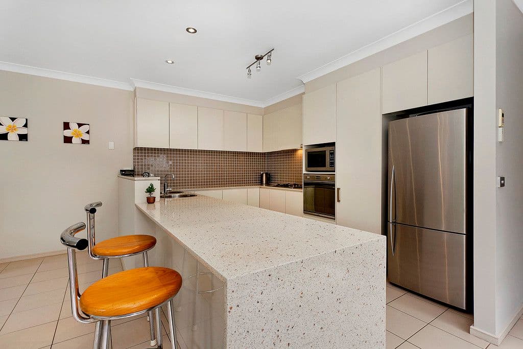 $540,000 (sold on 02-Apr-2025) Apartment 1 beds | 1 bath | 1 car 16 Kingsford Street AUCHENFLOWER QLD 4066, 000 (Sold On 02-Apr-2025) Apartment 1 Beds | 1 Bath | 1 Car 16 Kingsford Street Auchenflower - Thumbnail 6