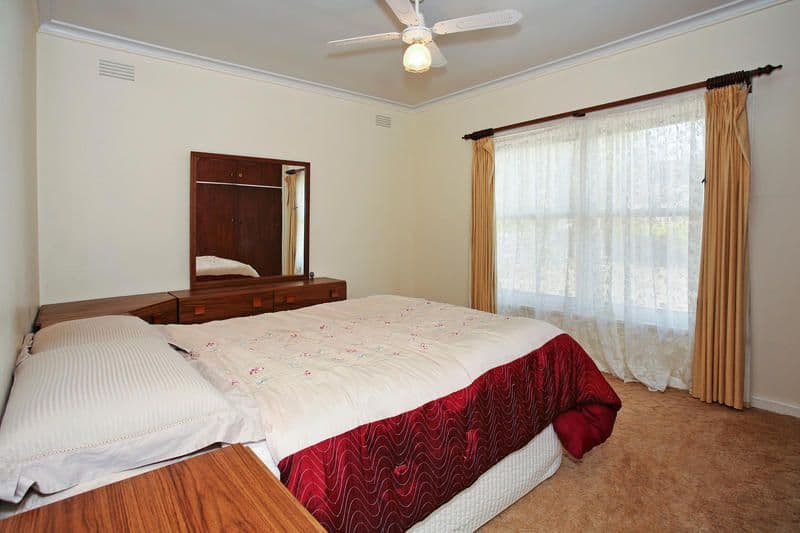 27 Highview Parade, HAMLYN HEIGHTS VIC 3215, Hamlyn Heights - Thumbnail 4