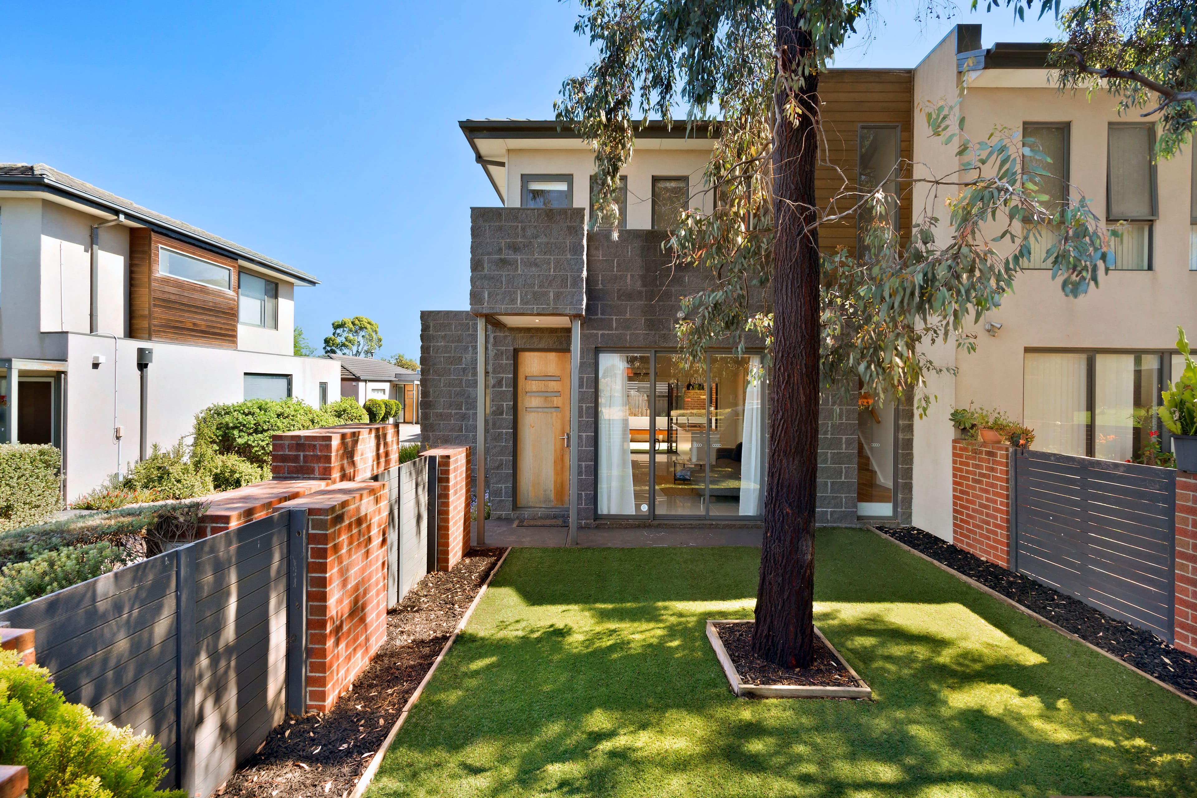 31-33 Tully Road, Clarinda VIC 3169, Clarinda - Image 1
