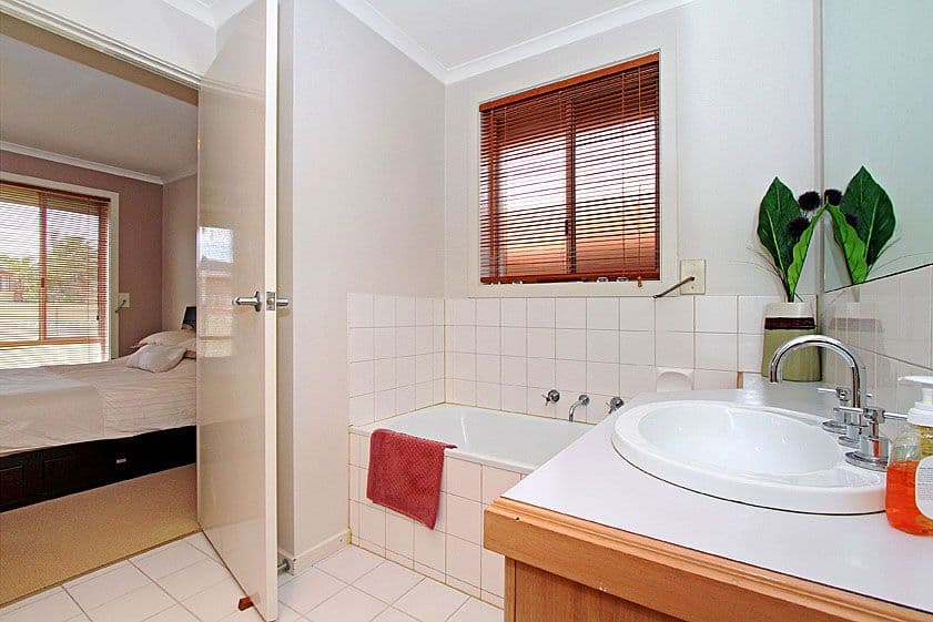 51B Prince of Wales Avenue, MILL PARK VIC 3082, Mill Park - Thumbnail 8