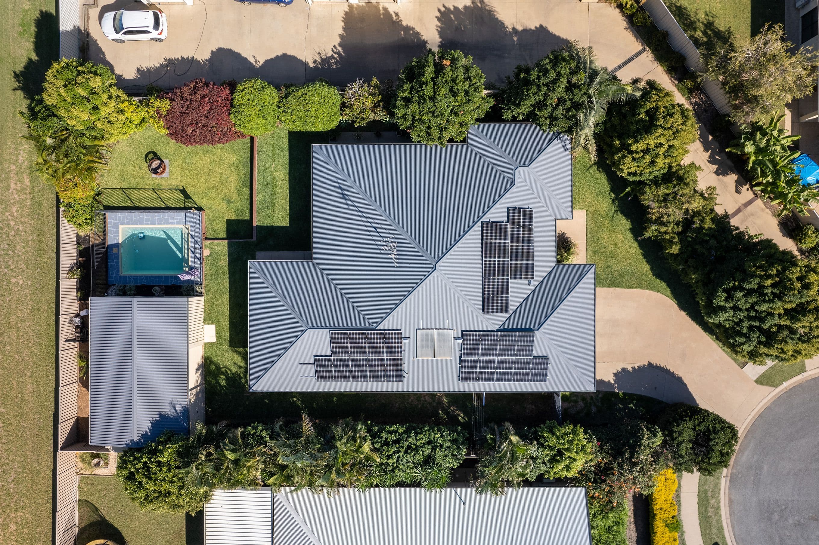 12 Charlton Street, Emerald QLD 4720, Emerald - Thumbnail 2
