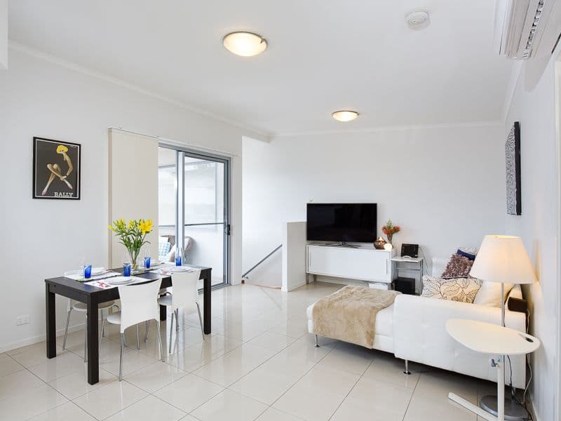34 Bridgewater Street, MORNINGSIDE QLD 4170, Morningside - Thumbnail 3