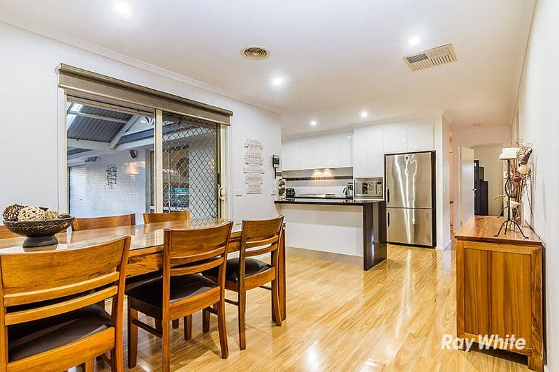 63 Hutchinson Drive, Lynbrook VIC 3975, Lynbrook - Thumbnail 4