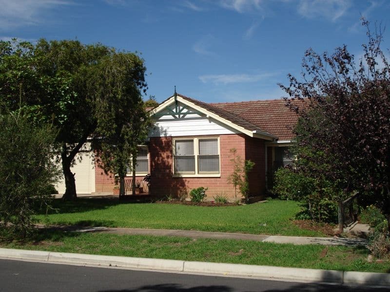 19  Sampson Road, MITCHELL PARK SA 5043, Mitchell Park - Thumbnail 2