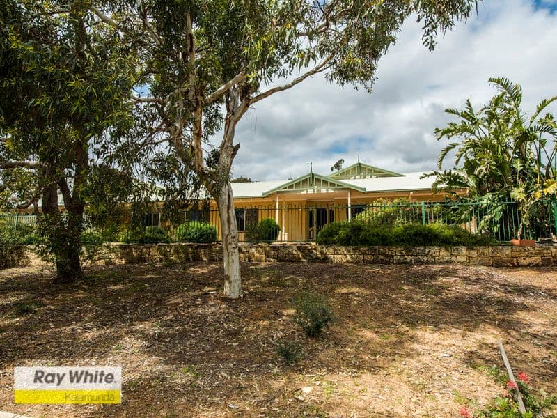 7 Robertson Road, Gooseberry Hill WA 6076, Gooseberry Hill - Image 1