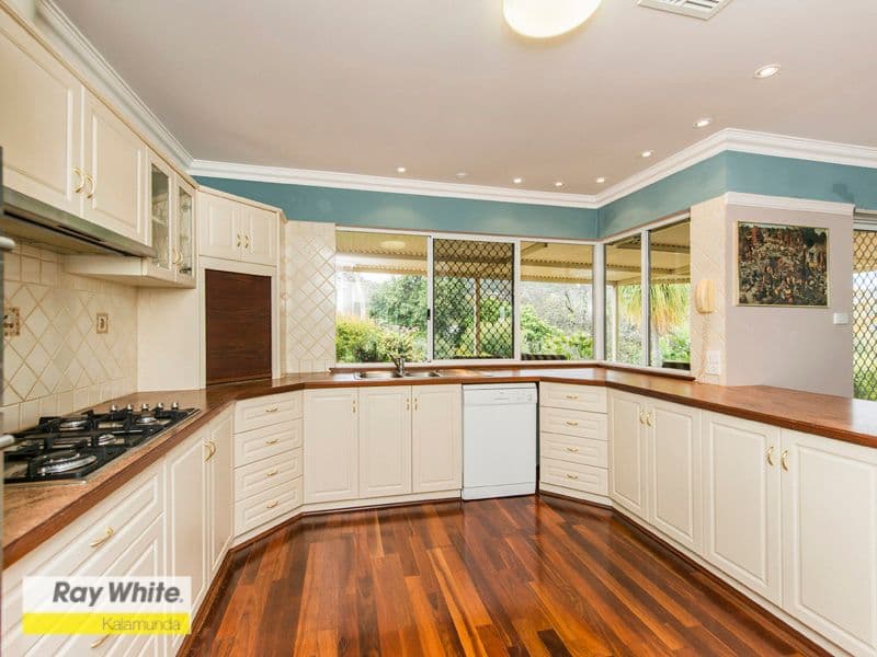 7 Robertson Road, Gooseberry Hill WA 6076, Gooseberry Hill - Thumbnail 4