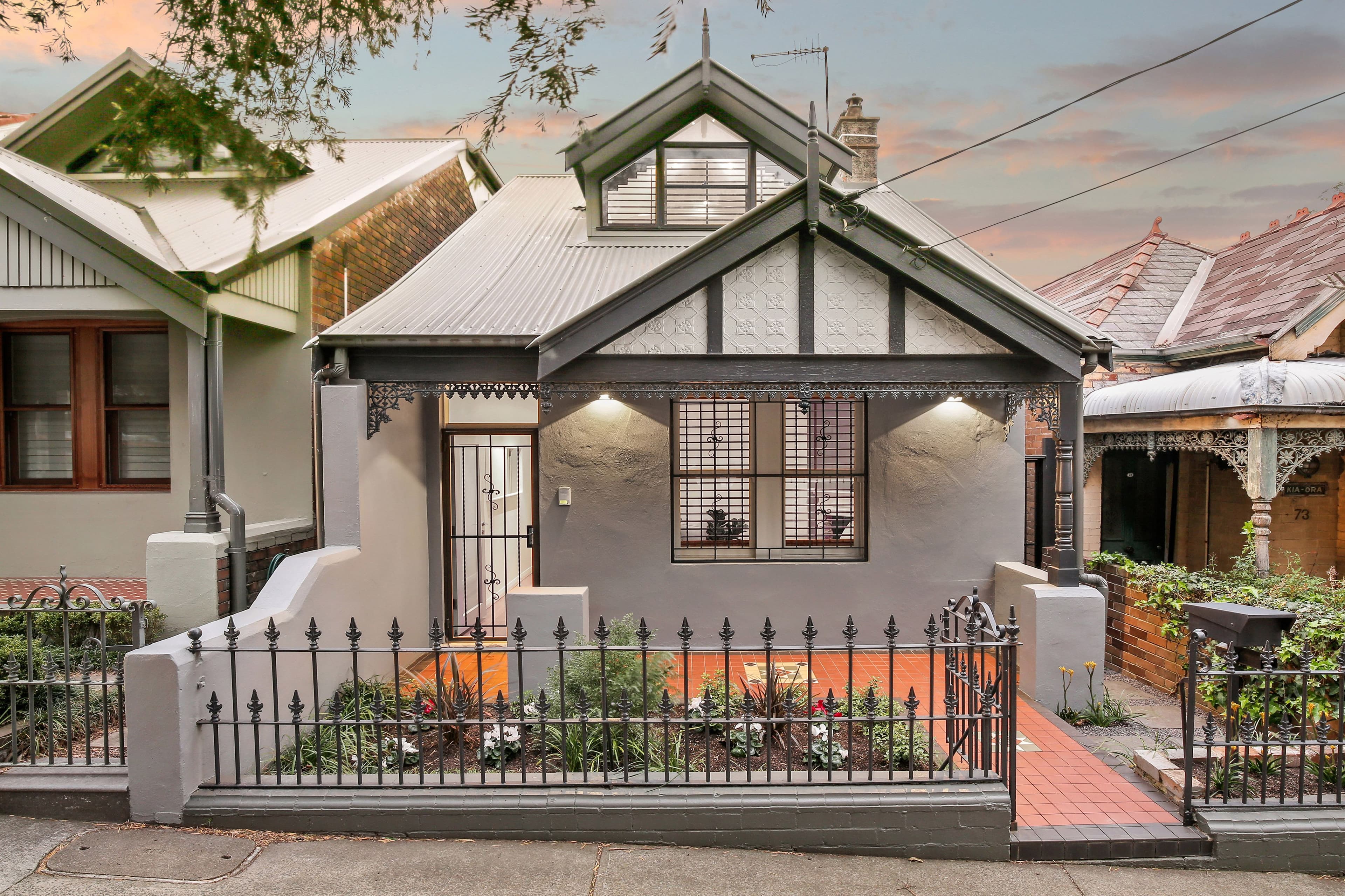 71 Northumberland Avenue, Stanmore - Image 1