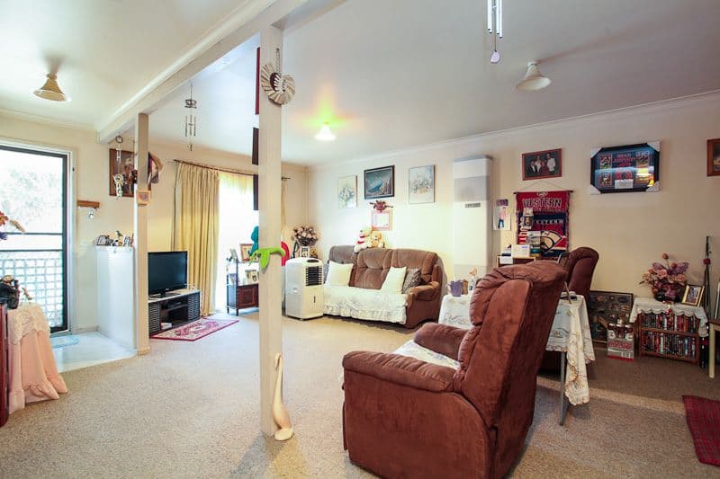 35 Wickham Street, MELTON SOUTH VIC 3338, Melton South - Thumbnail 3