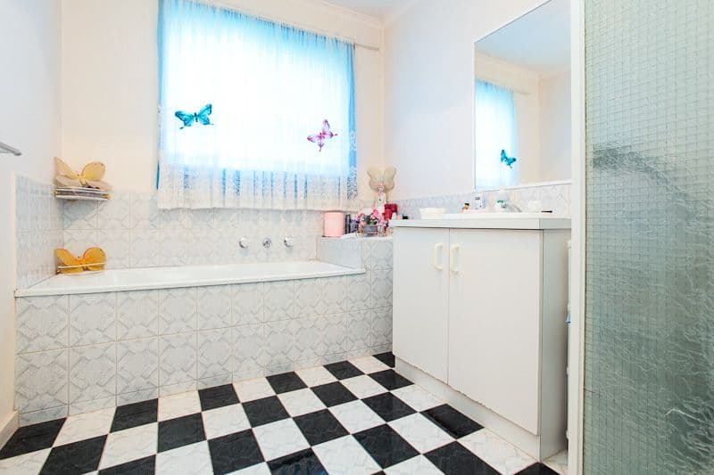 35 Wickham Street, MELTON SOUTH VIC 3338, Melton South - Thumbnail 6