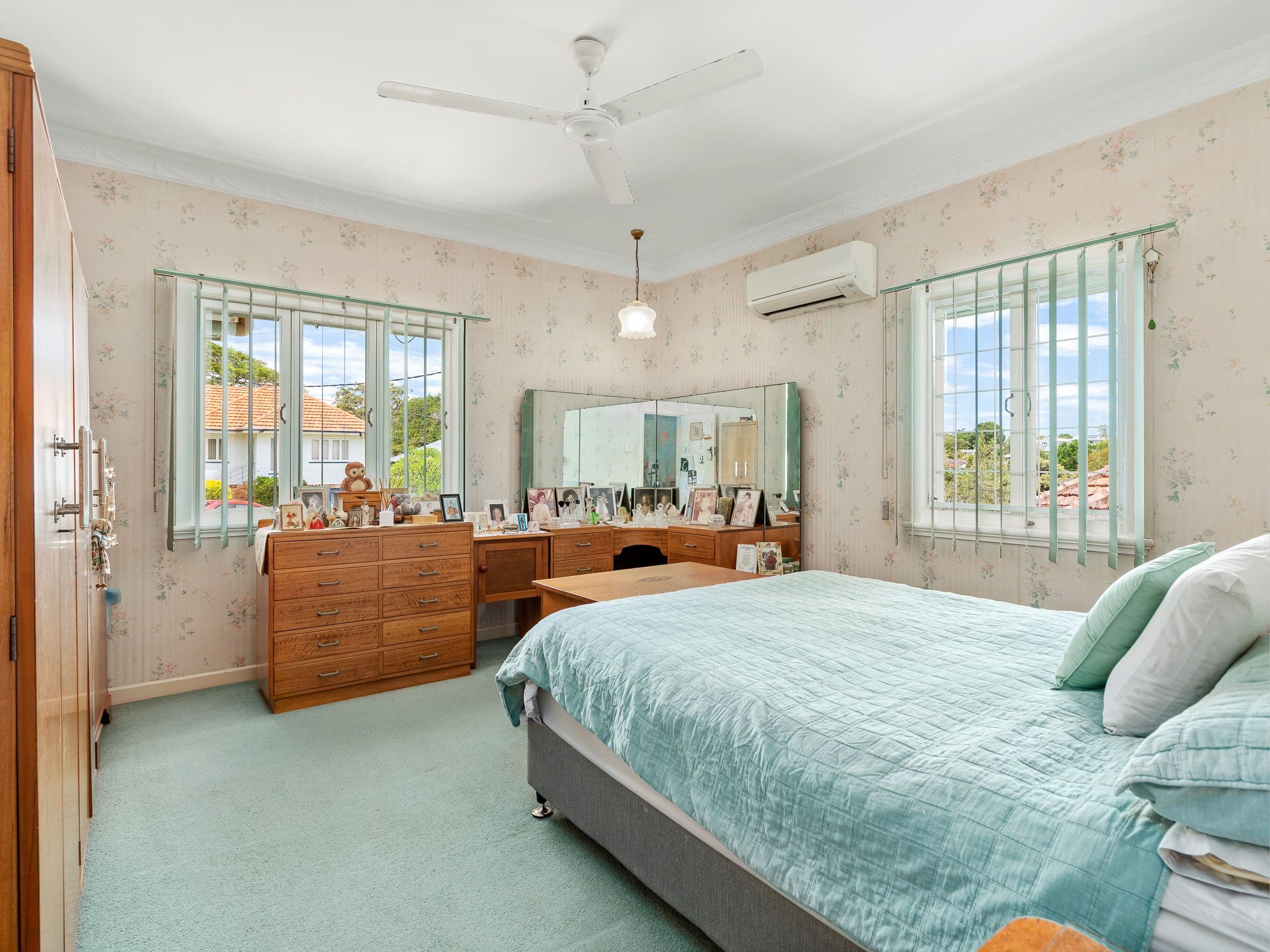 17 Iveagh Avenue, Holland Park West QLD 4121, Holland Park West - Thumbnail 5