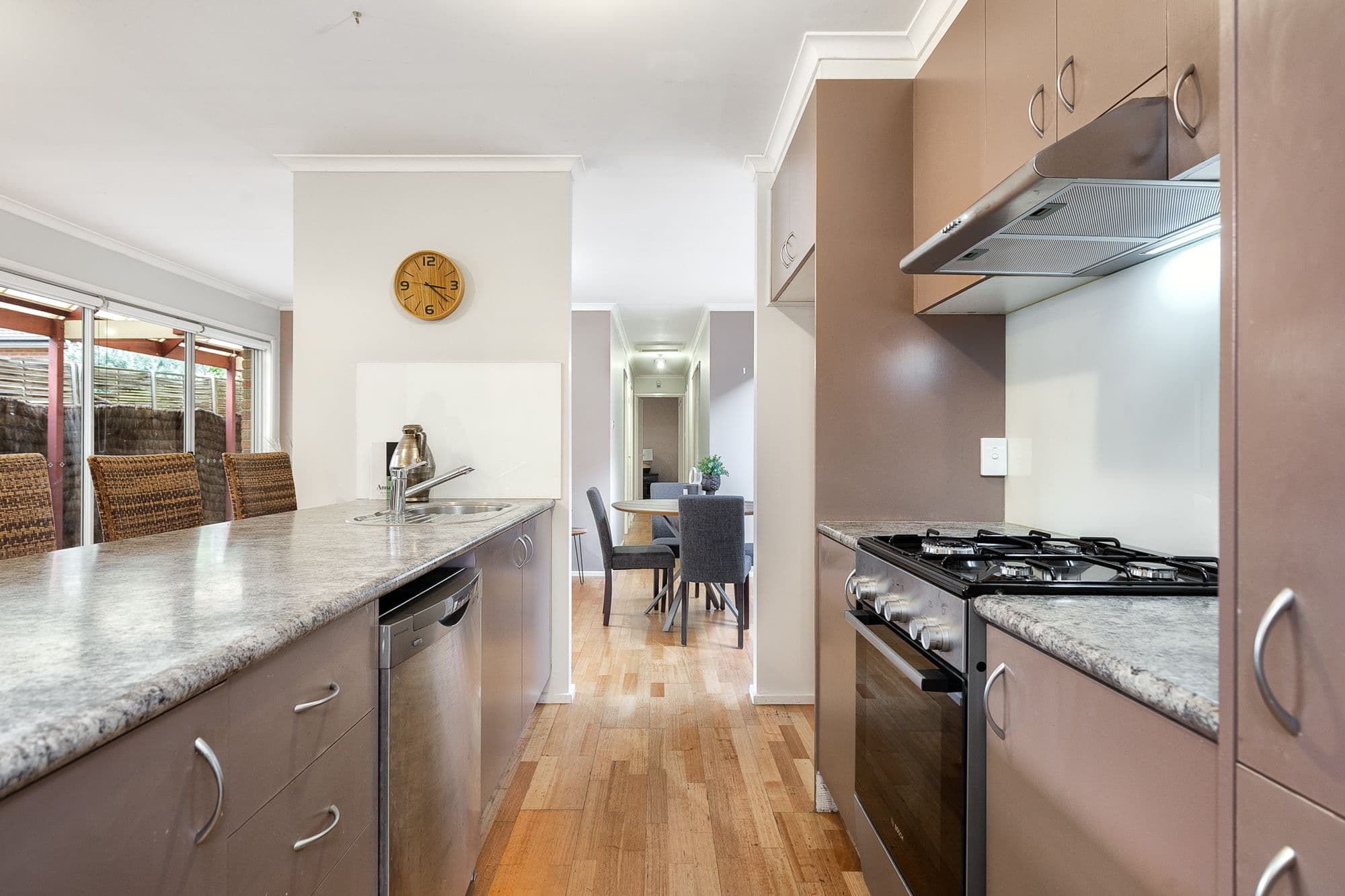 33 Ayredale Street, Clyde VIC 3978, Clyde - Thumbnail 2