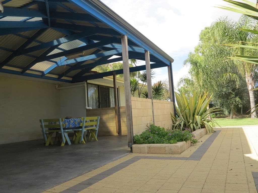 8 O'Connor Street, BLUFF POINT WA 6530, Bluff Point - Thumbnail 2
