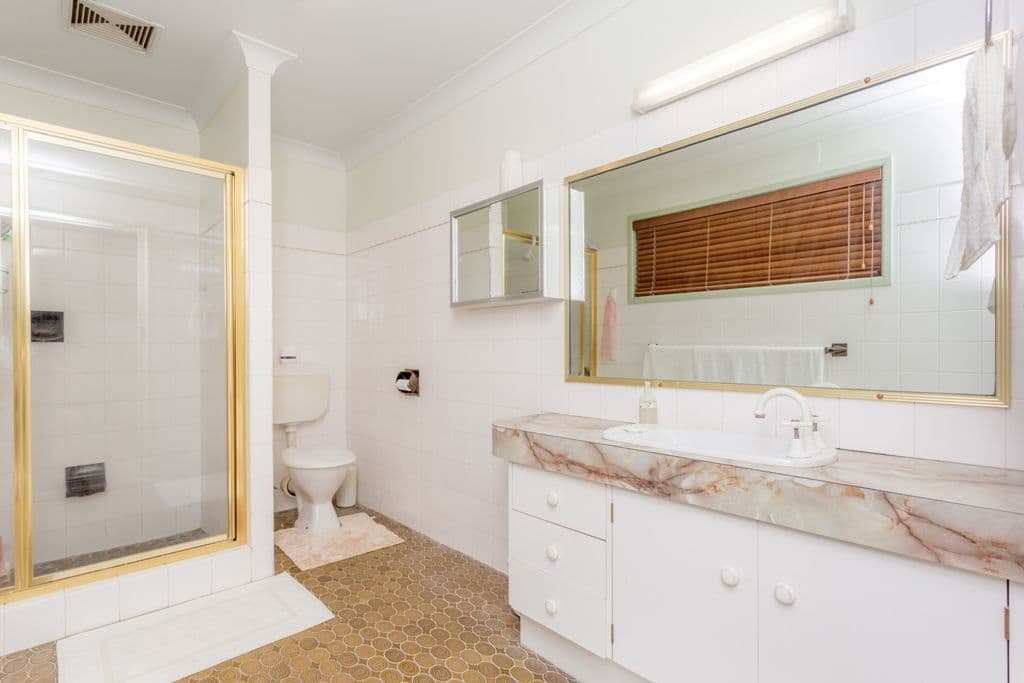 6 Cabernet Street, CARSELDINE QLD 4034, Carseldine - Thumbnail 6