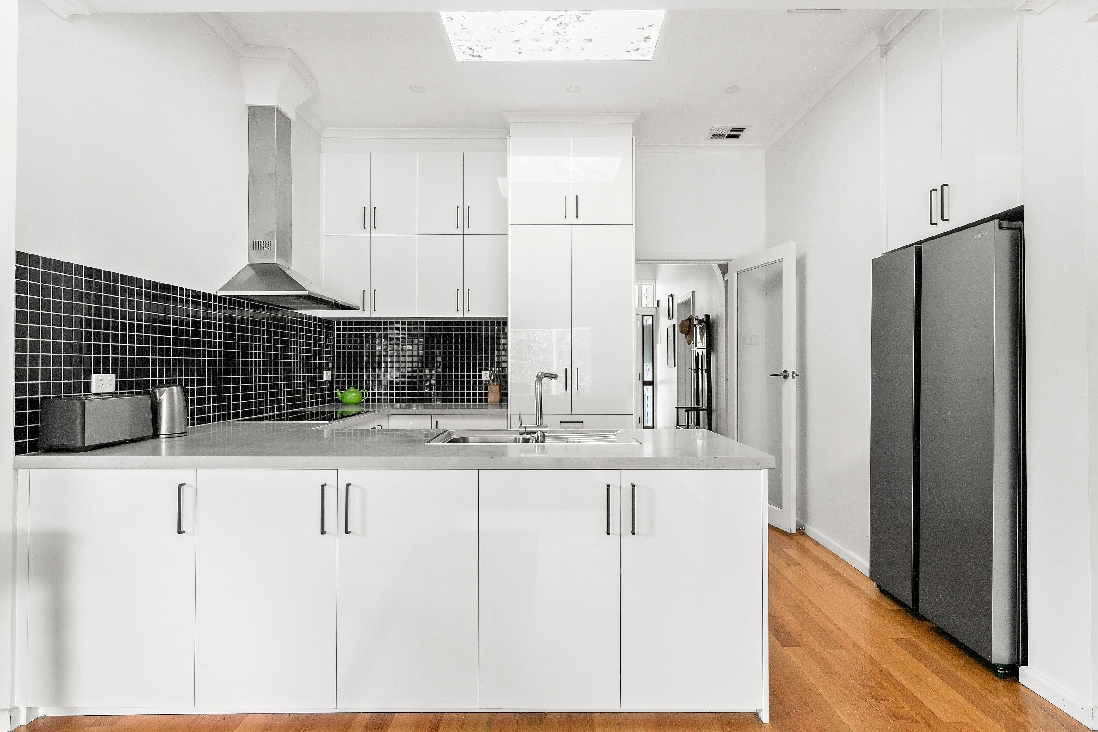 11 Lobb Street, Coburg VIC 3058, Coburg - Thumbnail 5