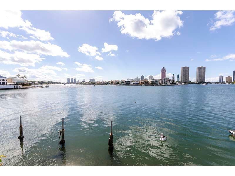 107 Stanhill Drive, CHEVRON ISLAND QLD 4217, Chevron Island - Thumbnail 3