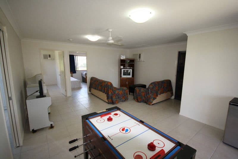 51  Warton Street, GAYNDAH QLD 4625, Gayndah - Thumbnail 5