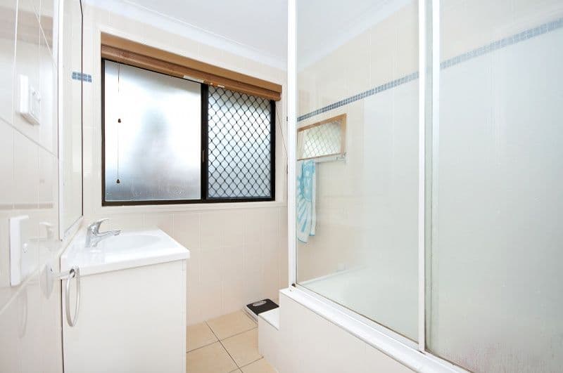 4 Sunset Beach Court, SHOAL POINT QLD 4750, Shoal Point - Thumbnail 6